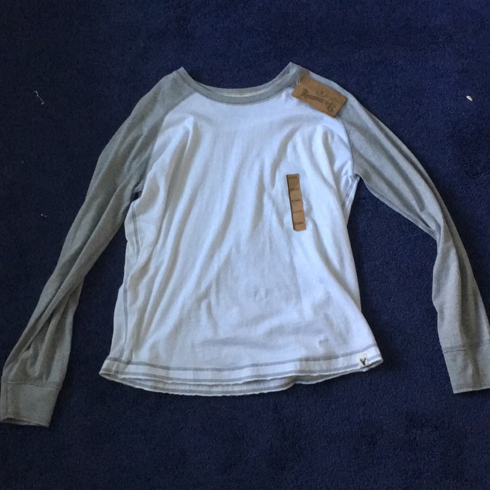 Roebuck & Co long sleeve white and gray shirt